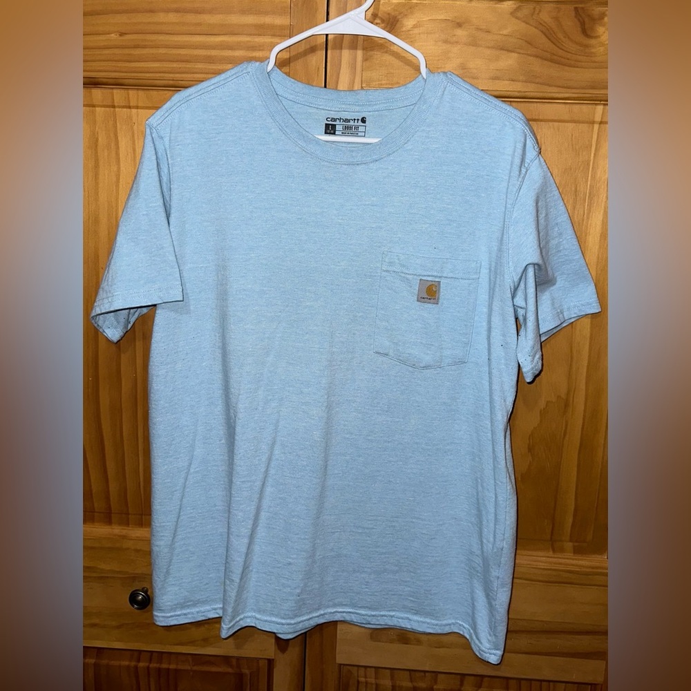 Carhartt women’s large relaxed t shirt, size large, blue.